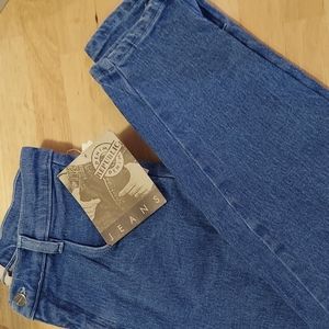 High Waist Vintage Mom Jeans Denim Republic Size 11-12 Tapered Zip Ankle